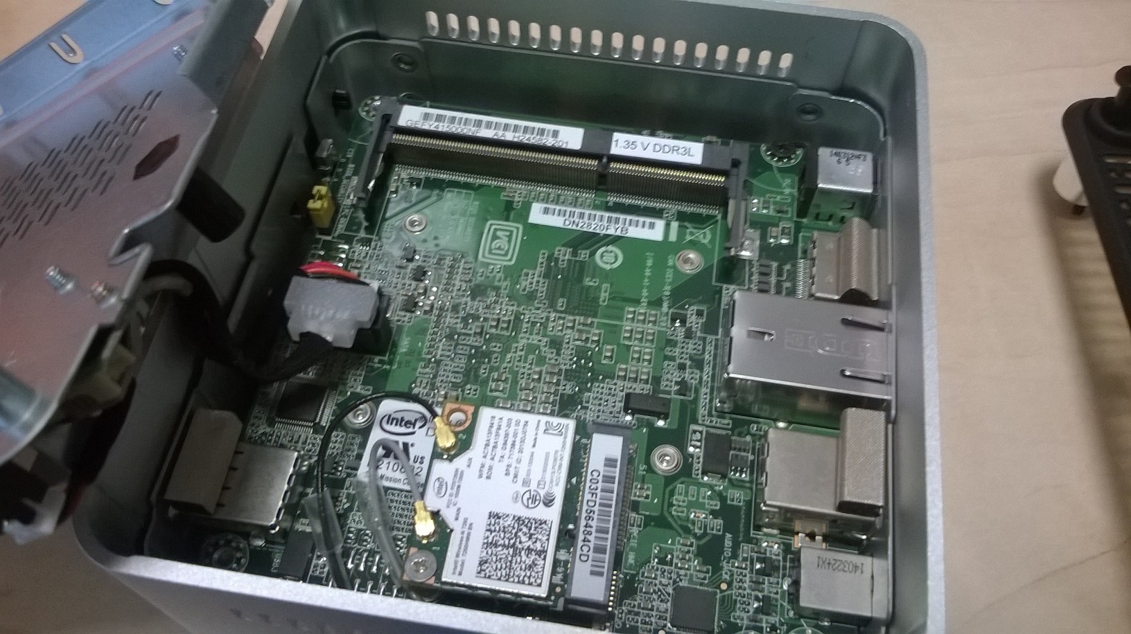 Intel NUC DN2820FYKH office2019 SSD